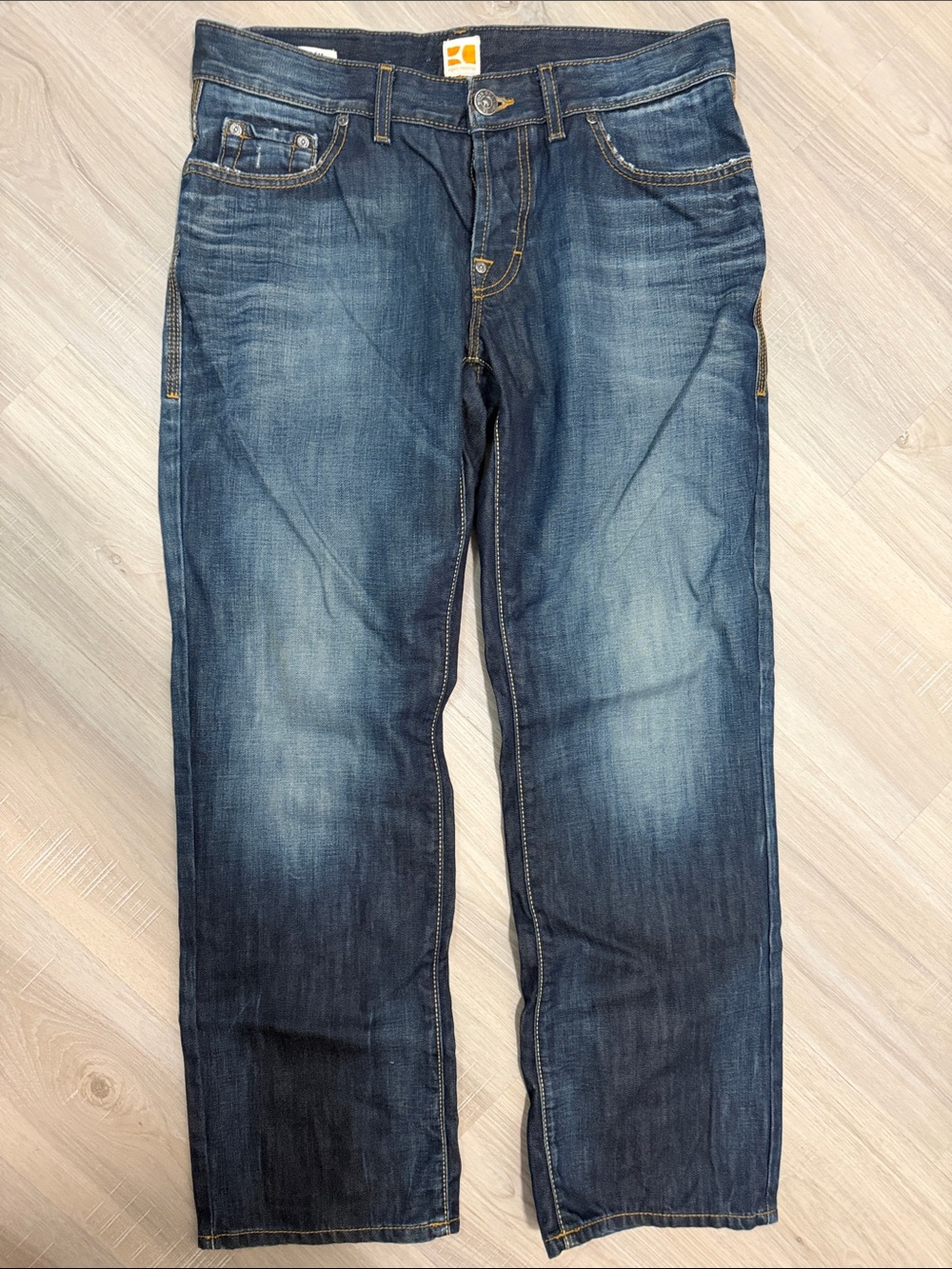 Boss Orange Regular Fit Straight
Leg Denim Jeans.  Sz 34/30